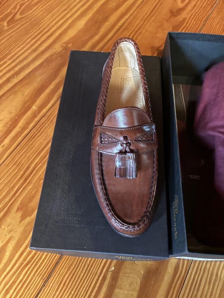 Very high quality Allen Edmonds mens shoes